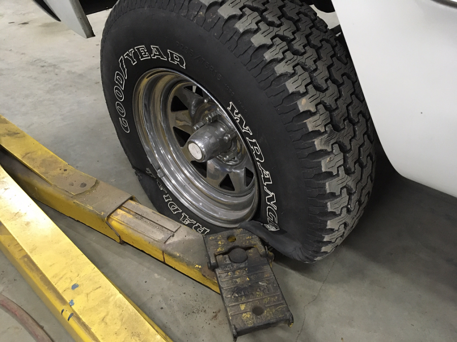 Attached picture 75 PW tire blow out.png